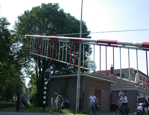 Trein nadert station Boekelo