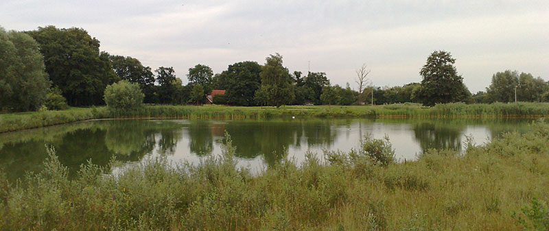 Laarhuis bij waterpark Genseler
