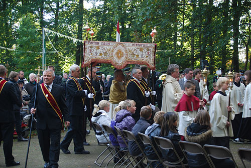 Gerardus Majella processie in Overdinkel op 18 oktober 2009