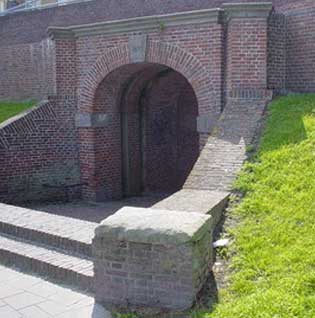 Waterpoort in vesting Delfzijl