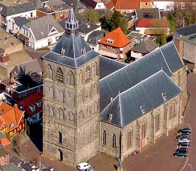 Middeleeuwse Plechelmusbasiliek Oldenzaal