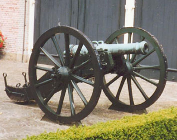 Kanon bij kasteel Twickel