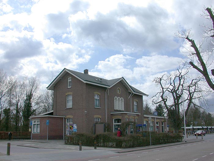 Oudheidkamer Goor en VVV in stationsgebouw